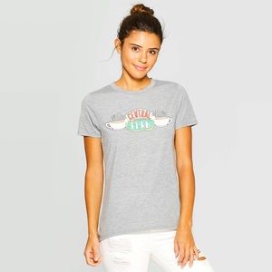 NWT Friends Central Perk tee XL